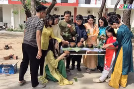 Đón Tết sớm cùng "Xuân đa sắc"