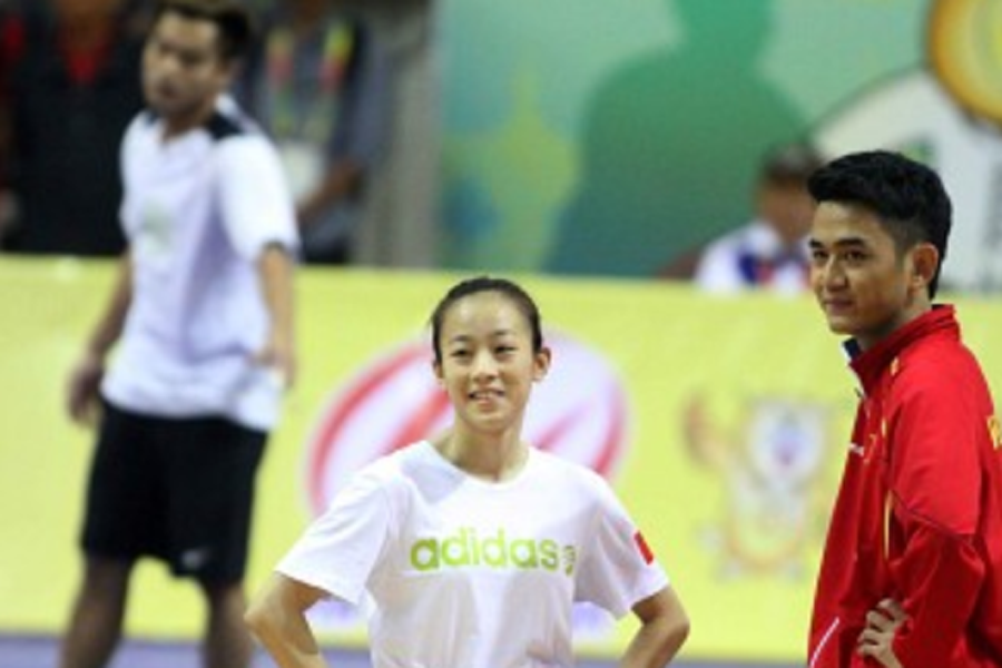 Nụ cuời lạc quan của các tuyển thủ Wushu Việt Nam trên sân tập vào trưa 6-12. Nụ cuời lạc quan của các tuyển thủ Wushu Việt Nam trên sân tập vào trưa 6-12.