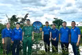 Đoàn xã Ia Hrú lắp đặt 57 biển cảnh báo đuối nước