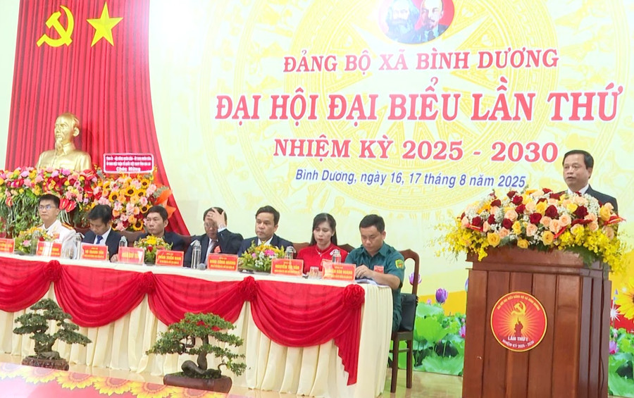 Phó Chủ tịch Thường trực UBND tỉnh Nguyễn Tuấn Thanh phát biểu chỉ đạo Đại hội. Ảnh: Bình Dương 2.jpg