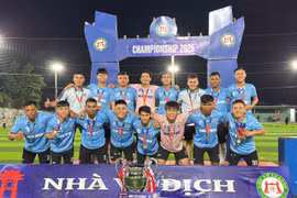 Đội bóng Tôn Quốc Hải vô địch Giải bóng đá Đức Cơ League S1