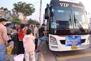 Tết 2027: Người lao động có thể nhận quà đến 2,5 triệu đồng, hàng nghìn vé tàu xe về quê
