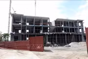 Từ trụ sở dôi dư đến phòng học: Có thể nhân rộng mô hình này?