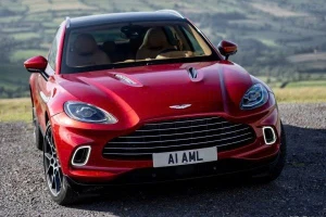 Aston Martin DBX: Dòng xe SUV dẫn đầu xu thế, giá khoảng 4,6 tỷ đồng