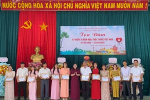 Ia Pa: Khen thưởng 12 tập thể có thành tích xuất sắc trong hoạt động y tế