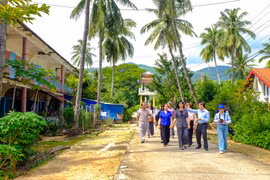 Làng phong Quy Hòa giữ được nét kiến trúc độc đáo và vẻ đẹp yên bình vốn có. Ảnh: Ngọc Nhuận