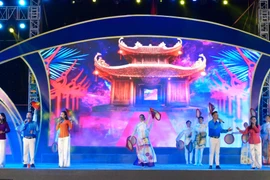 Tiết mục dự thi liên khúc dân ca bài chòi Mừng ngày hội non sông xuất sắc giành huy chương vàng tại Hội thi. Ảnh: ĐVCC