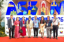 Đoàn công tác của tỉnh Gia Lai do Phó Chủ tịch UBND tỉnh Nguyễn Thị Thanh Lịch (thứ 4 từ trái sang) làm Trưởng đoàn, tham dự ATF 2026 và Hội chợ Du lịch quốc tế Travex. Ảnh: ĐVCC