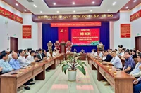 Thường trực Đảng ủy phường Pleiku chủ trì buổi gặp mặt doanh nghiệp đầu năm 2026 nhằm tăng cường kết nối và tháo gỡ khó khăn cho sản xuất kinh doanh.