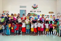 Câu lạc bộ Nhân đạo từ thiện Hội LHPN xã Uar triển khai chương trình ý nghĩa, là điểm tựa yêu thương cho phụ nữ và trẻ em nghèo.