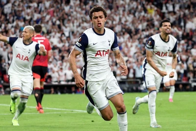 Hạ M.U, Tottenham vô địch Europa League và đoạt suất dự Champions League: Kỳ tích 17 năm