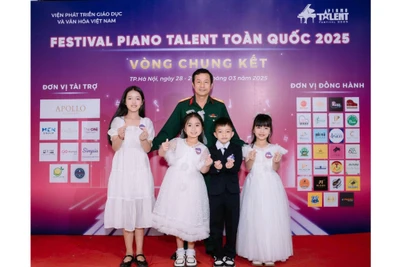 Từ lớp nhạc vùng biên đến huy chương Festival Piano Talent toàn quốc