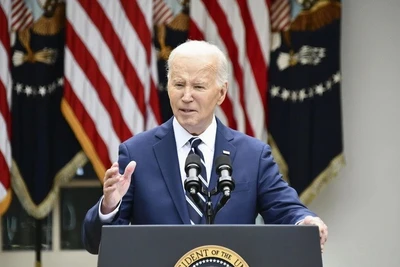 Tổng thống Mỹ Joe Biden yêu cầu tiếp tục tăng cường chuyển giao vũ khí cho Ukraine (ảnh nguồn TTXVN)