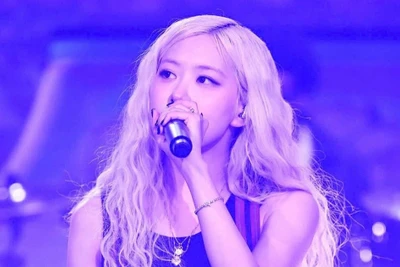 Rosé, Demi Moore vào top 100 người ảnh hưởng nhất thế giới 2025