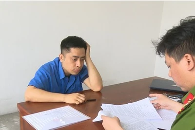 Bắt thêm 8 đối tượng liên quan đường dây ma túy của Bùi Đình Khánh, thu giữ 6 ô tô cùng nhiều vũ khí quân dụng