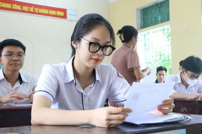 Từ ngày 15 đến 18-4, thí sinh thử đăng ký dự thi tốt nghiệp THPT