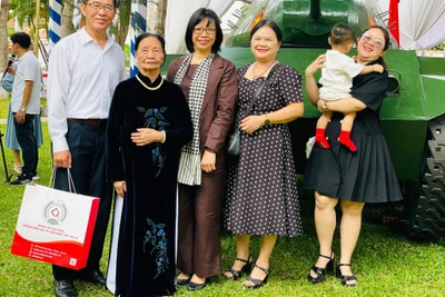 Thắp sáng ngọn lửa truyền thống