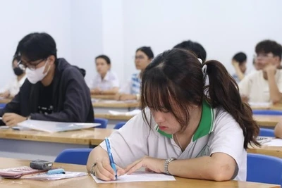 Thí sinh 'tố' bị mất oan 30 phút làm bài tại kỳ thi riêng lớn nhất cả nước