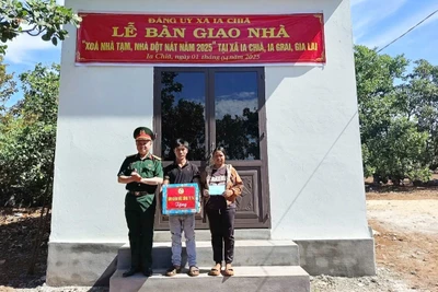 Công ty 74: Nhiều cách làm hay trong xóa nhà tạm, nhà dột nát