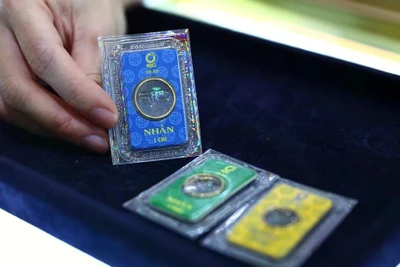 Giá vàng giảm mạnh 2,2 triệu đồng
