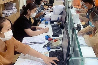 Tiền thưởng công chức, viên chức thực hiện thế nào?