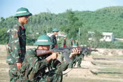 Chiến sĩ mới chinh phục “3 tiếng nổ”, lập chiến công đầu.