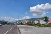 Phường Quy Nhơn (tỉnh Gia Lai) sử dụng tạm thời các đoạn đường gần Quảng trường Nguyễn Tất Thành để tổ chức lễ hội.