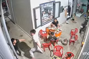 Cơ quan Công an đang xác minh thông tin người đàn ông ở Phù Mỹ Nam (tỉnh Gia Lai) bị đánh đến nhập viện.