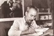 Theo dấu chân Người.