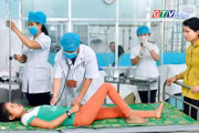 Điểm tin trưa: Gia Lai đẩy mạnh đưa dịch vụ y tế đến gần dân, hướng tới miễn viện phí toàn dân