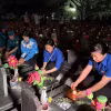 Tuổi trẻ Gia Lai thắp nến tri ân các anh hùng liệt sĩ.