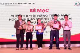 Cuộc thi “Tài năng tiếng Anh” học sinh phổ thông tỉnh Gia Lai lần thứ IV: Trao 36 giải tập thể và cá nhân