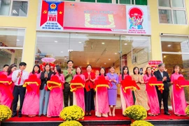 Khai mạc Trưng bày tài liệu lưu trữ “Bầu cử ĐBQH và đại biểu HĐND - Ngày hội của toàn dân”.