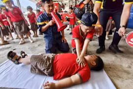 Gia Lai: Tăng cường trải nghiệm kỹ năng phòng cháy và thoát nạn cho trẻ mầm non