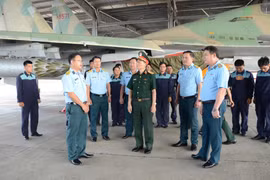 Phi công khẳng định bản lĩnh, làm chủ vũ khí, bảo vệ bầu trời Tổ quốc