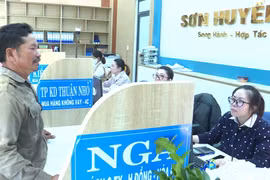 Thu mua nông sản gặp khó với thanh toán không tiền mặt