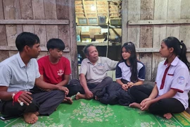 Đến năm 2030, phấn đấu mỗi xã đặc biệt khó khăn có ít nhất 2 người làm công tác PBGDPL