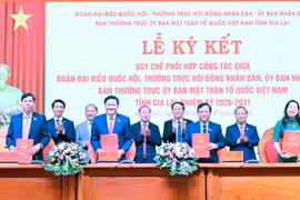 Đoàn ĐBQH, Thường trực HĐND, UBND và Ban Thường trực Ủy ban MTTQ Việt Nam tỉnh Gia Lai ký kết quy chế phối hợp