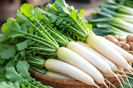 Lá củ cải trắng: “Siêu thực phẩm” bị bỏ quên