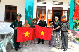 "Tháng ba biên giới" lan tỏa nghĩa tình nơi xã đảo Nhơn Châu