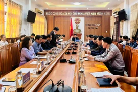 Phó Chủ tịch Thường trực UBND tỉnh Nguyễn Tuấn Thanh kiểm tra công tác chuẩn bị bầu cử tại 2 xã Phù Cát và Hội Sơn