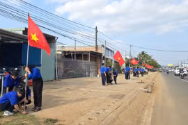 Tuổi trẻ phường An Phú xây dựng “Đường cờ Tổ quốc” chào mừng ngày bầu cử