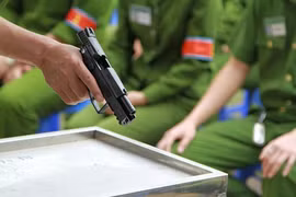 Công an Gia Lai tập luyện bắn đạn thật tại Trường bắn Trung đoàn 739 đến ngày 27-3