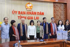 Phó Chủ tịch UBND tỉnh Nguyễn Thị Thanh Lịch làm việc với Hiệp hội Du lịch Việt Nam