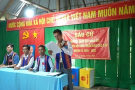 Gia Lai: Hoàn thành công tác bầu cử sớm tại Làng O2, xã Vĩnh Sơn 