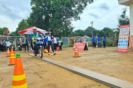 Phấn đấu giảm ít nhất 50% số vụ, số người chết và bị thương do TNGT trên 100.000 dân từ năm 2026