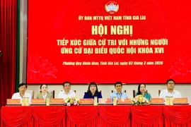 Ứng cử viên ĐBQH khóa XVI tại đơn vị bầu cử số 1 tiếp xúc cử tri địa phương và Trường Đại học Quy Nhơn