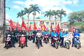 Phường Thống Nhất ra quân tuyên truyền trực quan, diễu hành cổ động bầu cử