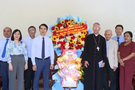 Phó Bí thư Tỉnh ủy Nguyễn Ngọc Lương thăm, chúc Tết các tổ chức tôn giáo