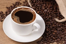 Những loại nước tránh uống khi bụng đói